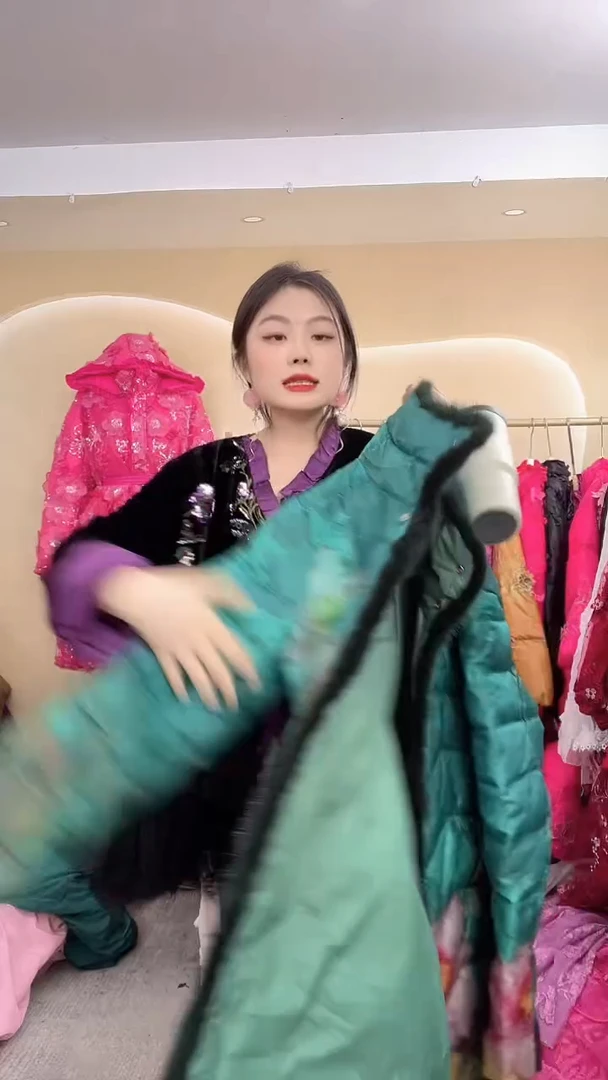 套头款绿色次品外套