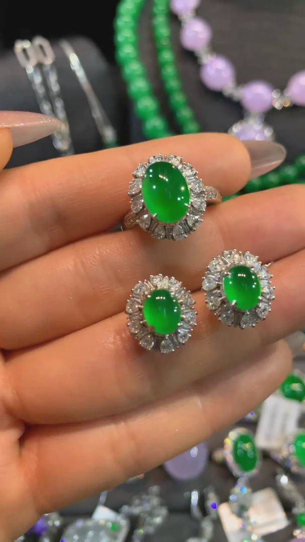 【闪购商品】翡翠戒指18K金镶嵌套装