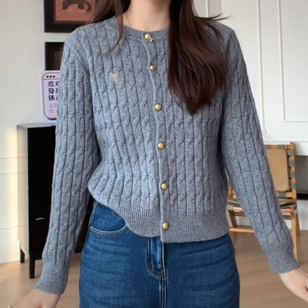 【余欢欢】冬季韩系百搭圆领麻花针织开衫毛衣-YHW51202