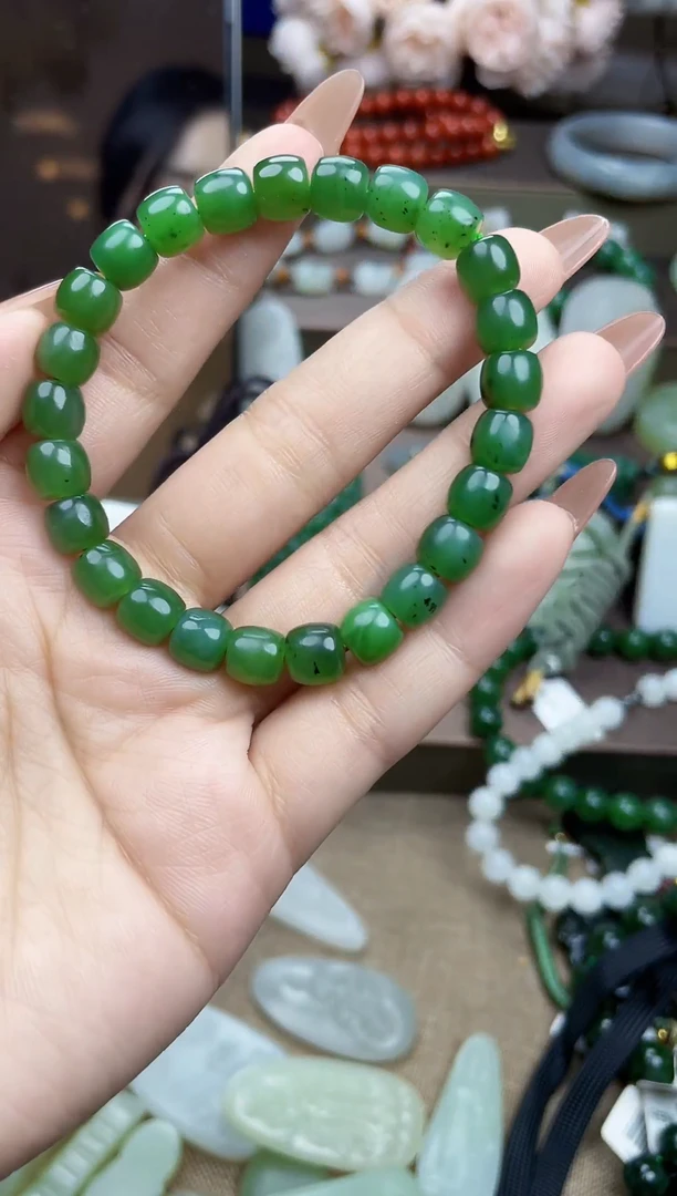 颈饰未镶嵌和田玉未镶嵌和田玉吊坠多样性拍一发一