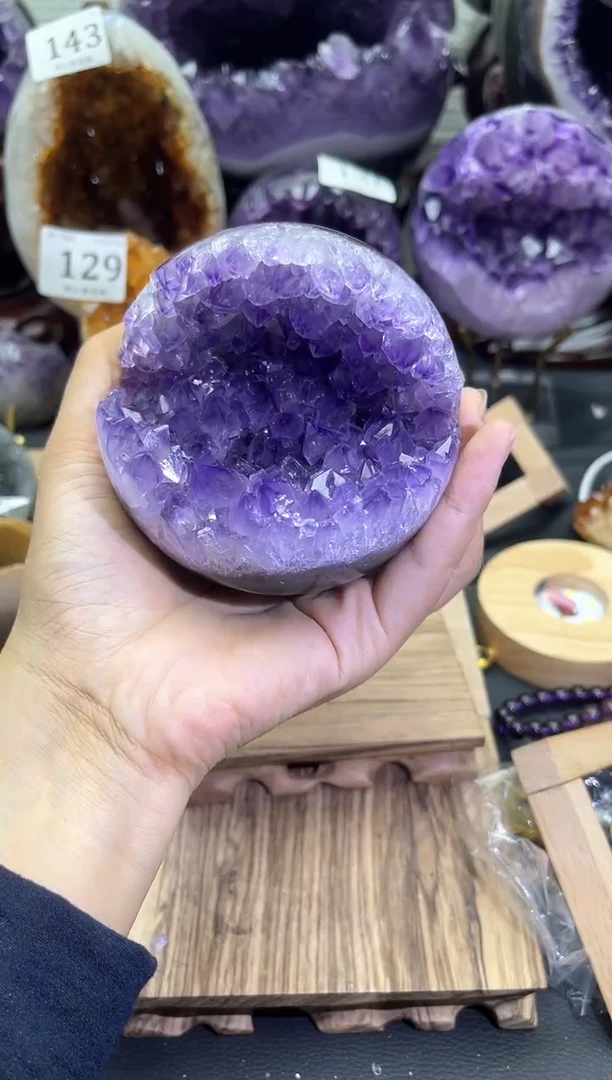 未镶嵌大型摆件（非配饰）紫晶183号开口笑