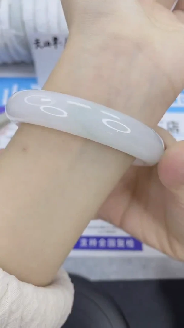 未镶嵌手镯石英质玉24-60/61