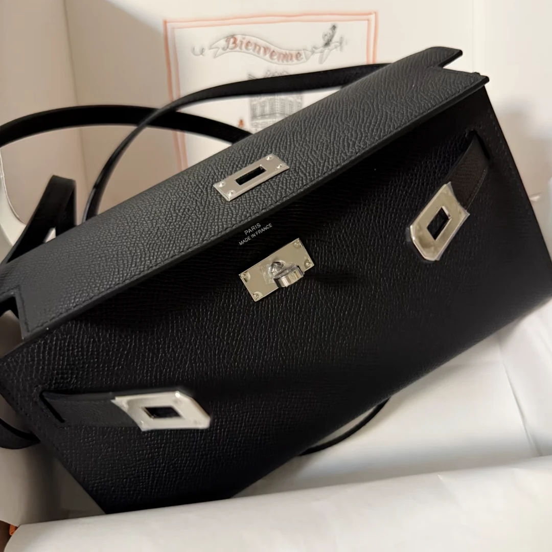 全新未使用 Hermes/爱马仕 珊珊活动 Kelly To Go 黑银 Ep皮W刻包