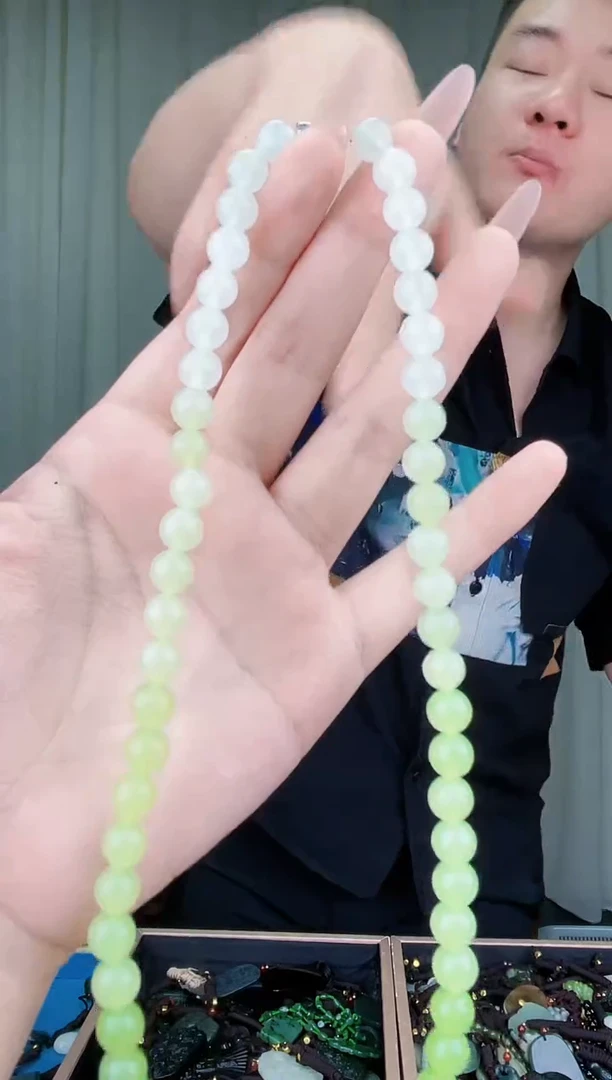 和田玉未镶嵌挂件拍一发一，多样性发货！