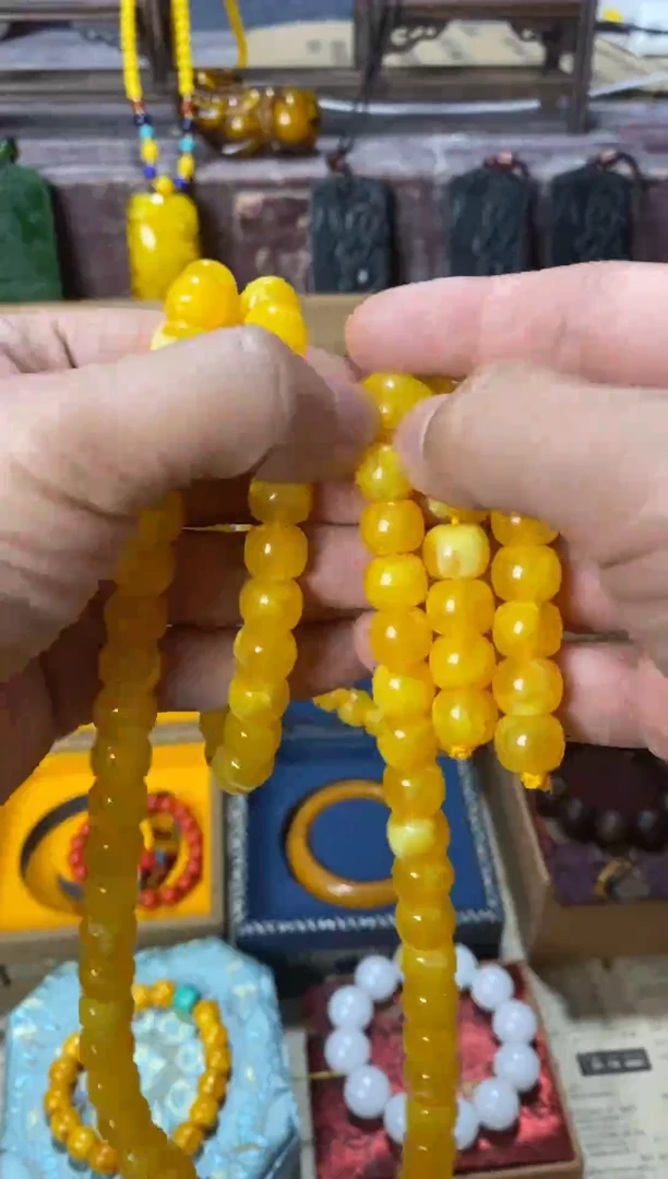 未镶嵌蜜蜡手链猪妹专属精品链接