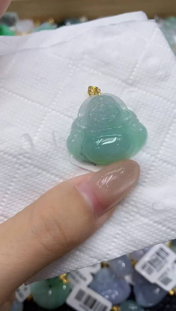 翡翠18K金镶嵌颈饰111111111111