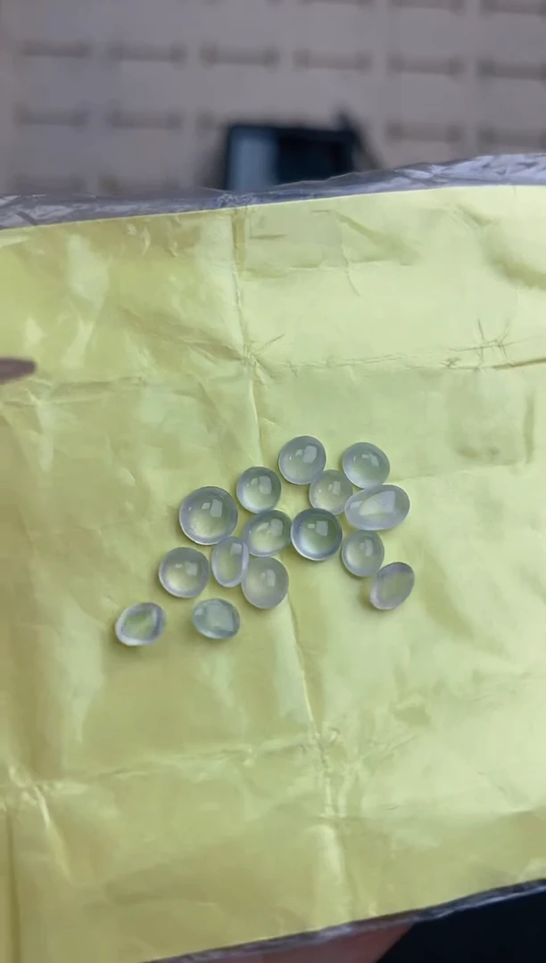 定制翡翠未镶嵌天然翡翠蛋面48