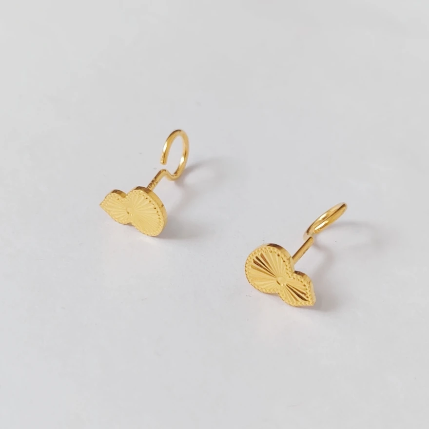 足金999 车花葫芦耳钉