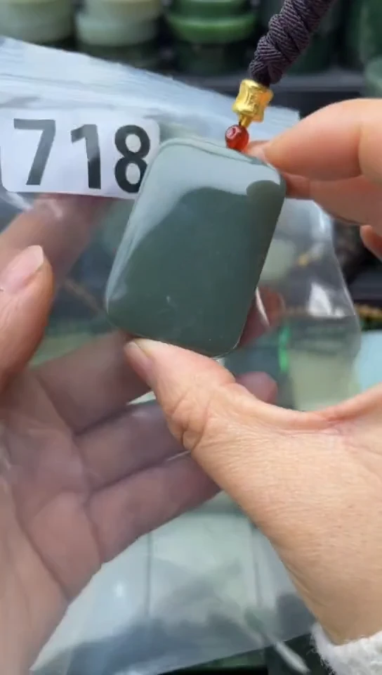 未镶嵌和田玉珠宝半成品牌子