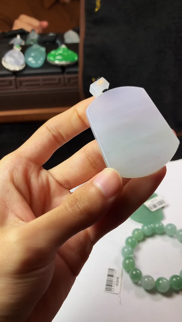 未镶嵌定制翡翠毛货不退不换