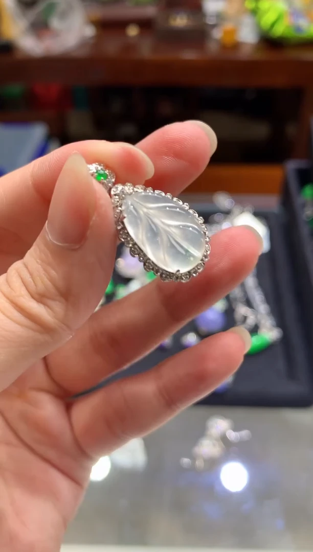 翡翠18K金镶嵌吊坠(不含链)A255|7980