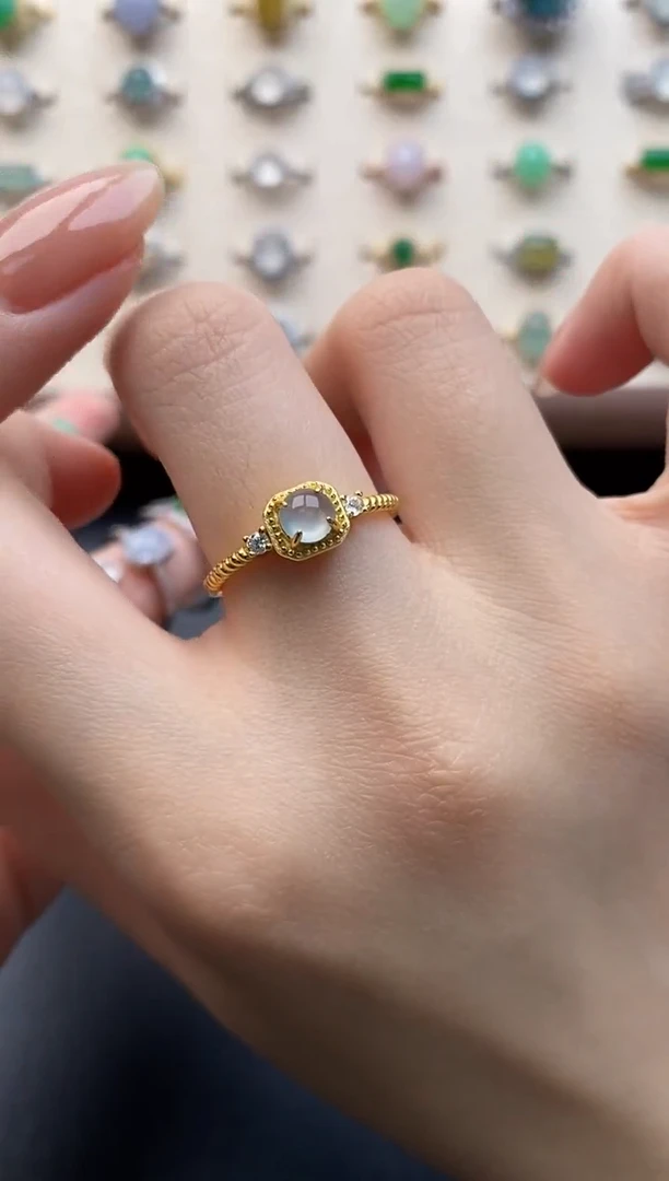 银S925镶嵌戒指翡翠一物一证一礼盒