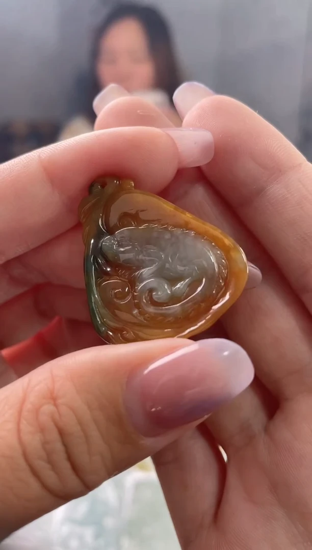 翡翠未镶嵌吊坠(不含链)1