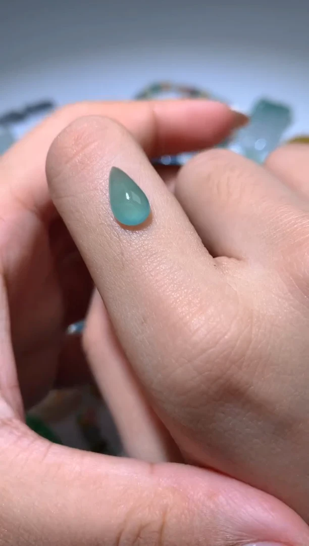 未镶嵌定制翡翠毛货