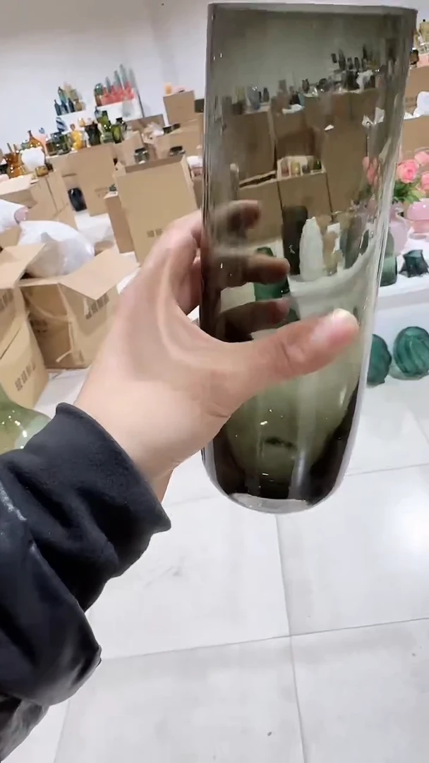 【闪购商品】玻璃灰色竖屏