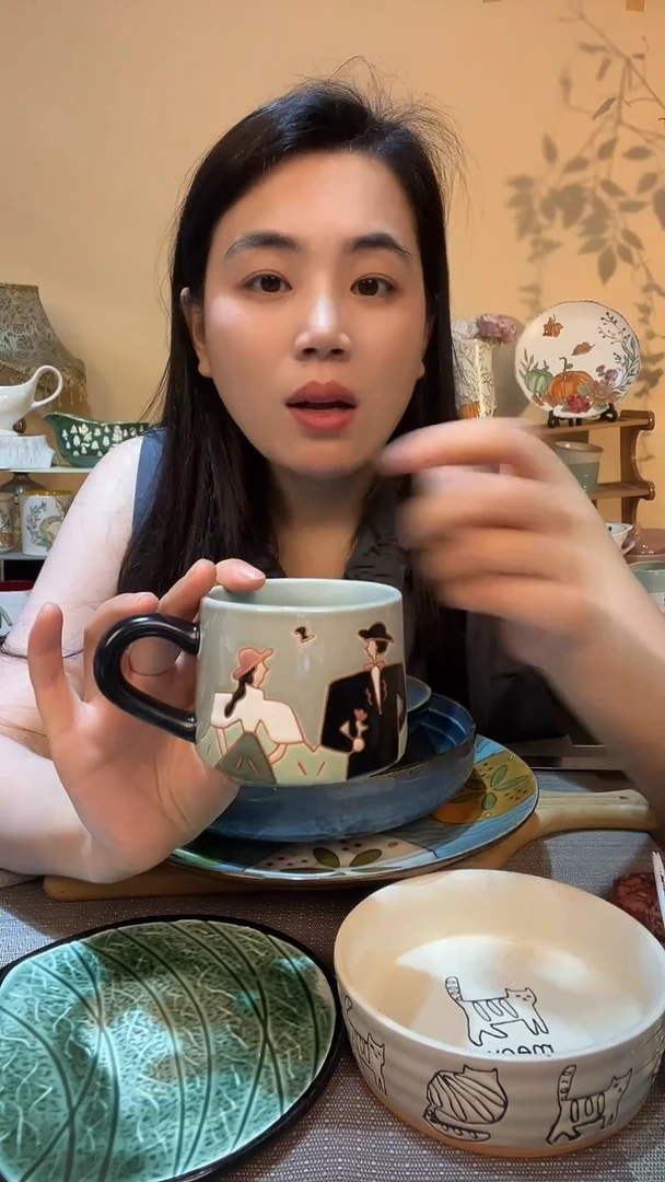 瓷片大瑕疵 2个杯子 介意勿拍