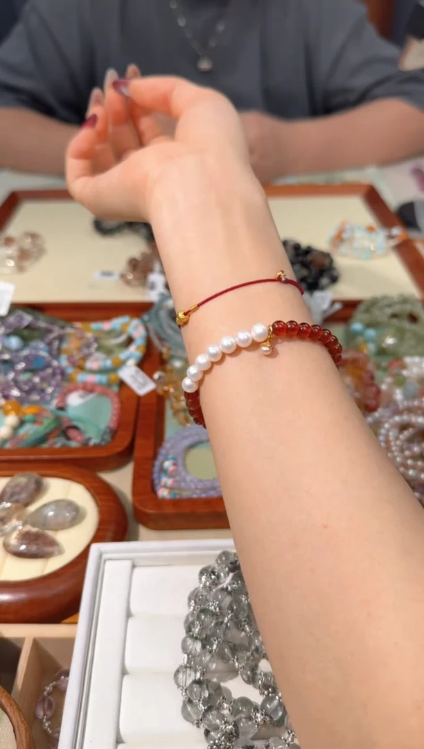 【闪购商品】水晶手链未镶嵌Q034石榴石珍珠设计款