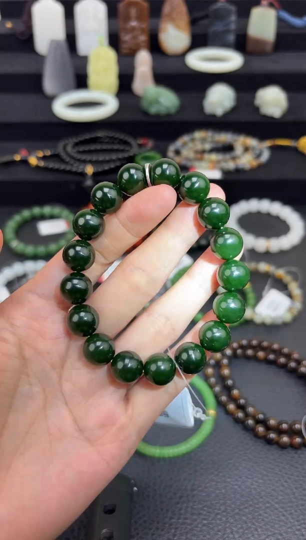 未镶嵌和田玉挂件12mm碧玉圆珠手串