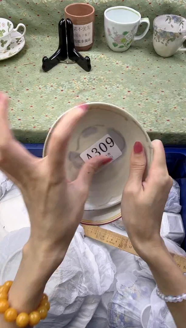 瓷片小***睡       A309