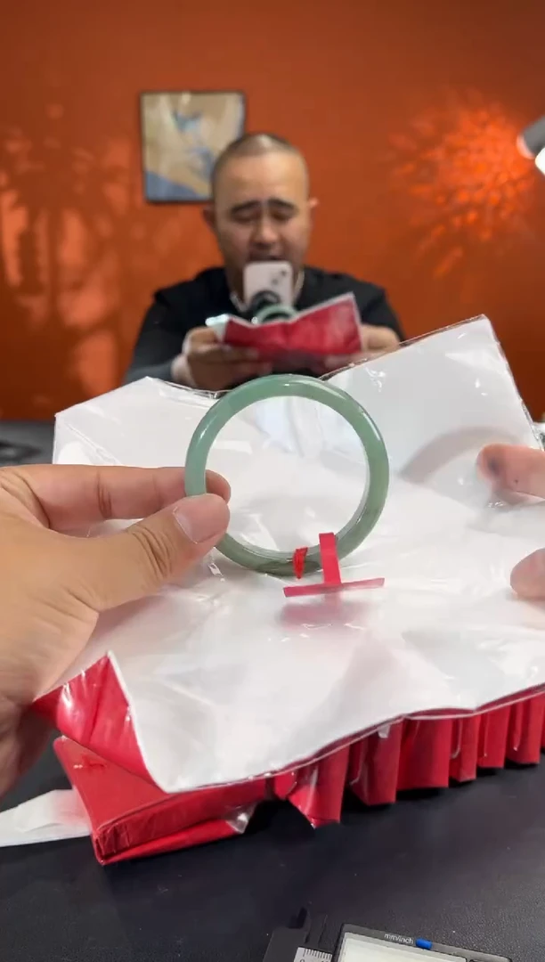 未镶嵌手镯翡翠53