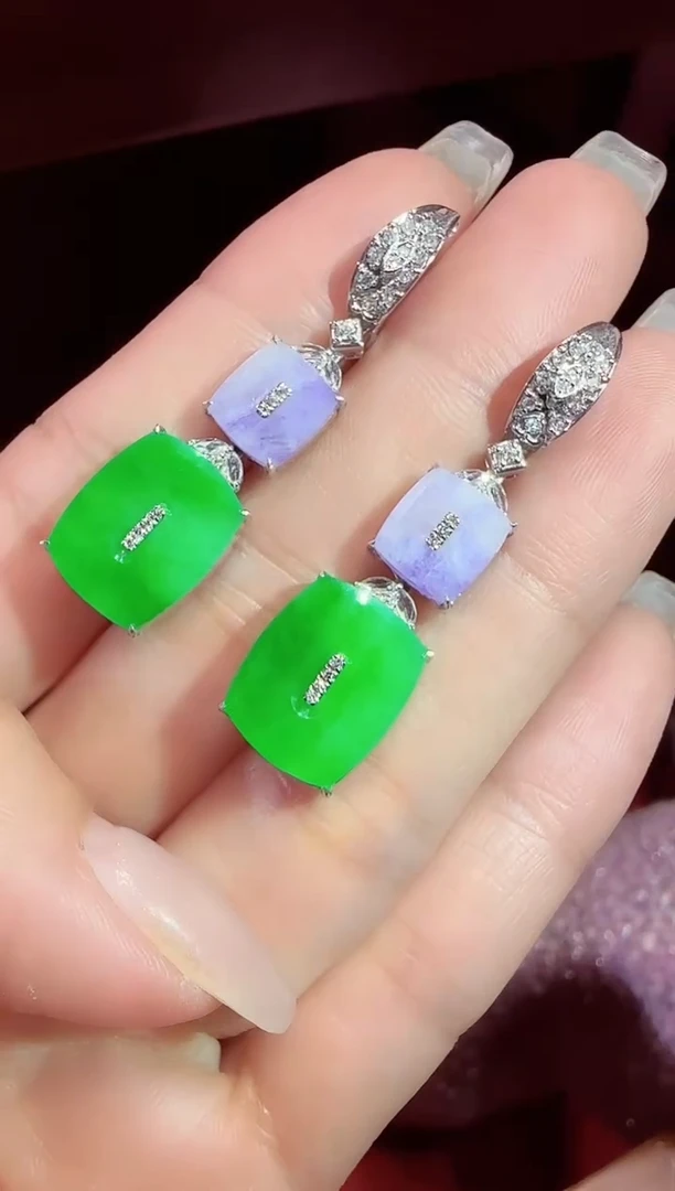 【闪购商品】翡翠耳饰18K金镶嵌方糖