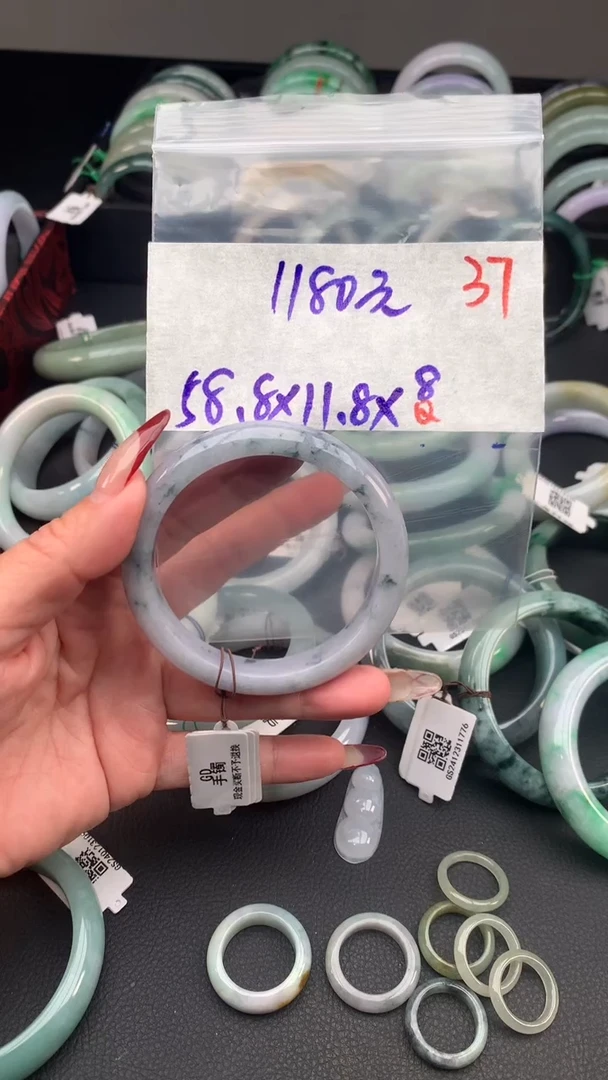 【闪购商品】定制翡翠未镶嵌毛货需精细抛光+多样性发货拍一发一