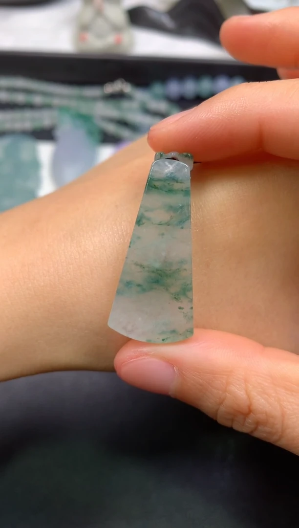 【闪购商品】定制翡翠未镶嵌0951185962