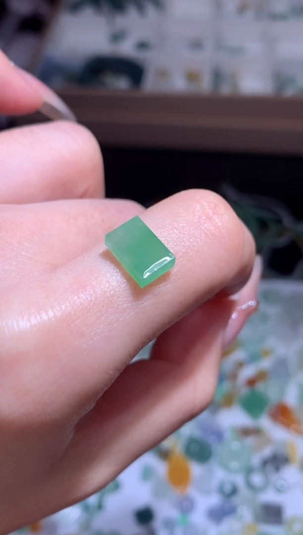 未镶嵌定制翡翠马鞍