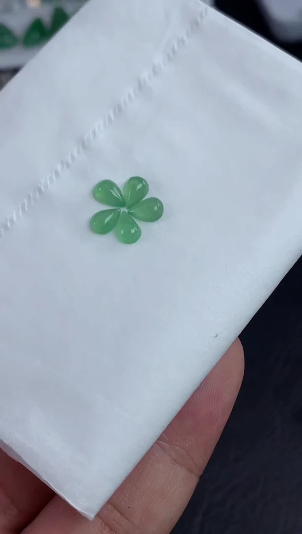 裸石翡翠多样性发一件