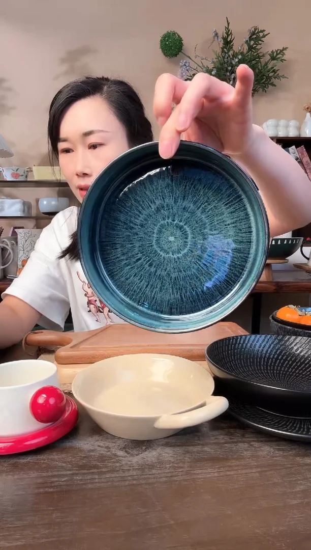 7英寸窑变线条深盘微瑕