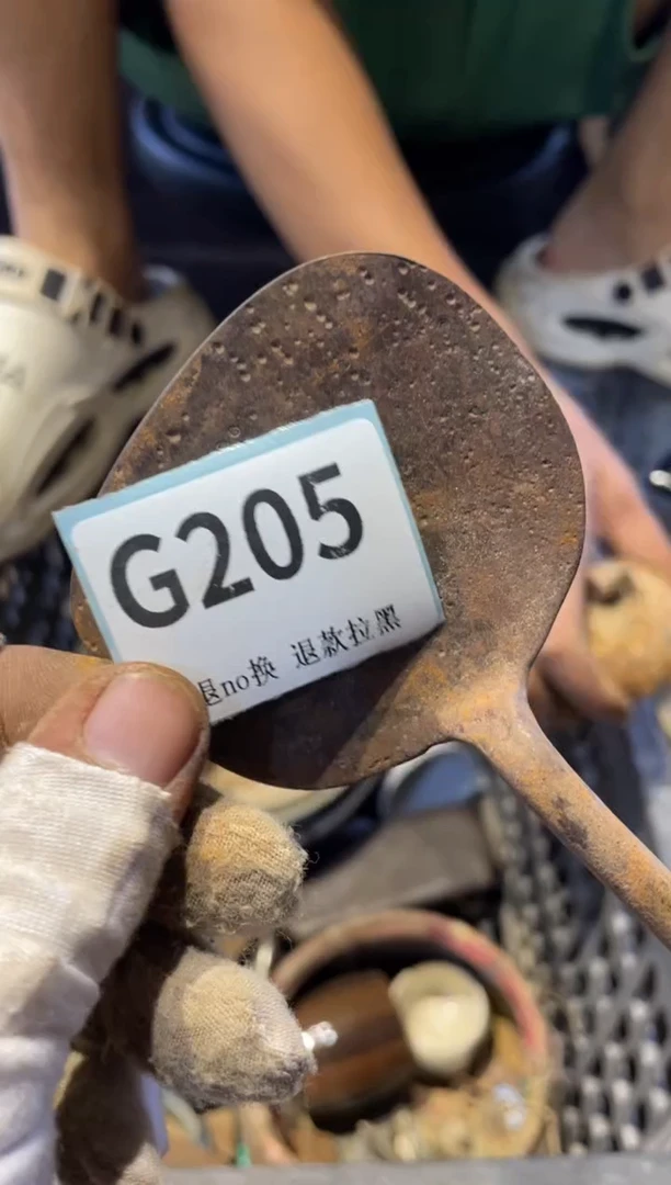 瓷片小*表弟直播链接火爆火爆