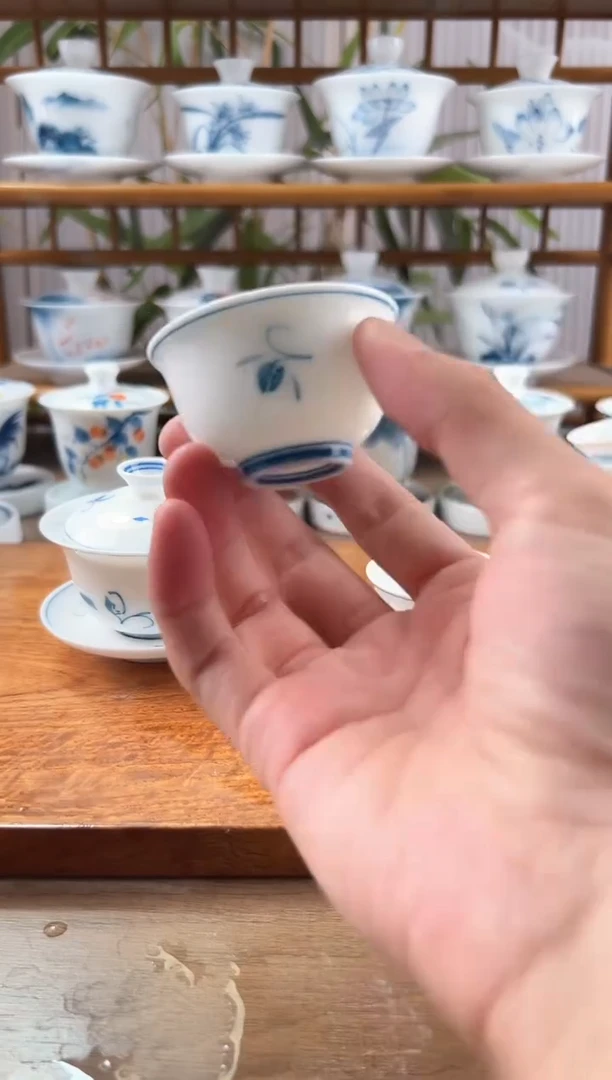 紫***¥微瑕玉兰中和顺杯2个