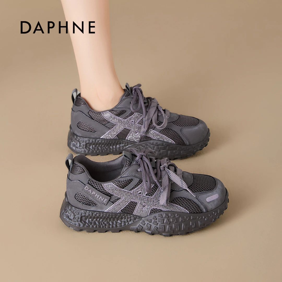 达芙妮时尚德训鞋女2025春季新款亮片厚底增高运动休闲潮牌阿甘鞋