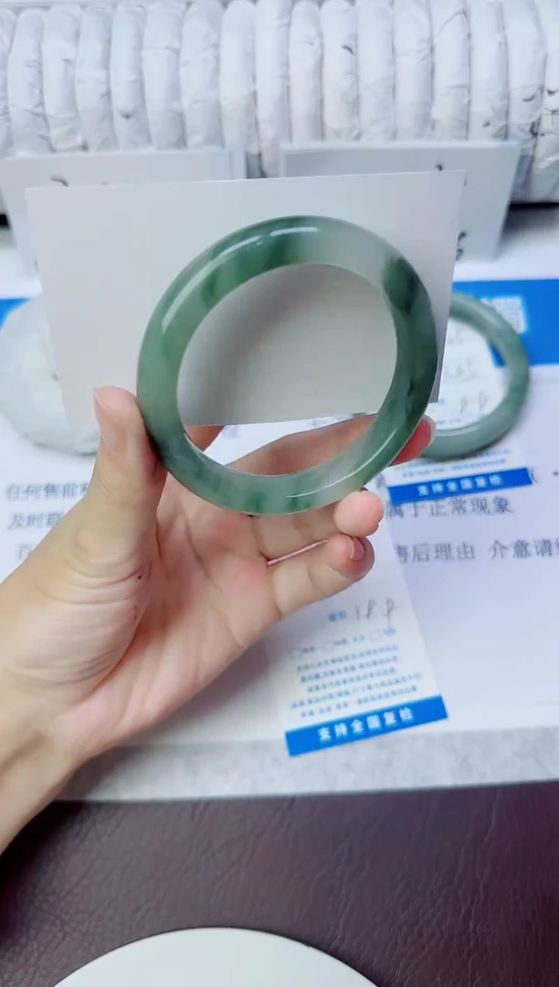 石英质玉手镯未镶嵌126/53