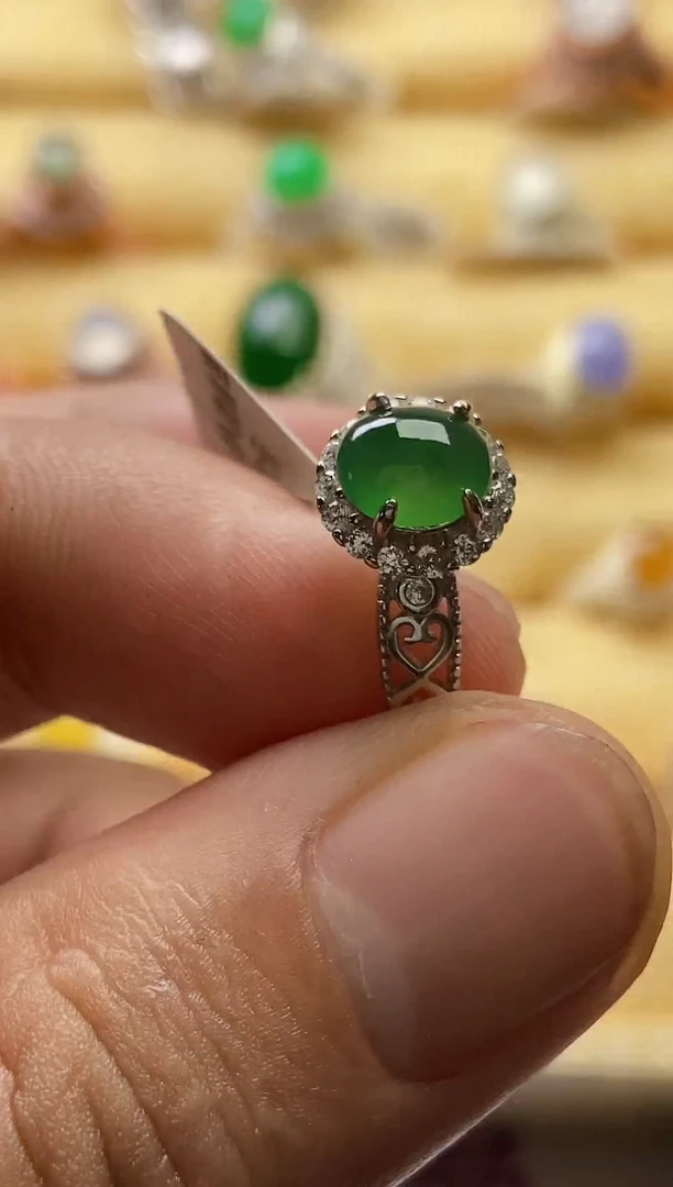 【闪购商品】翡翠戒指银S925镶嵌0000