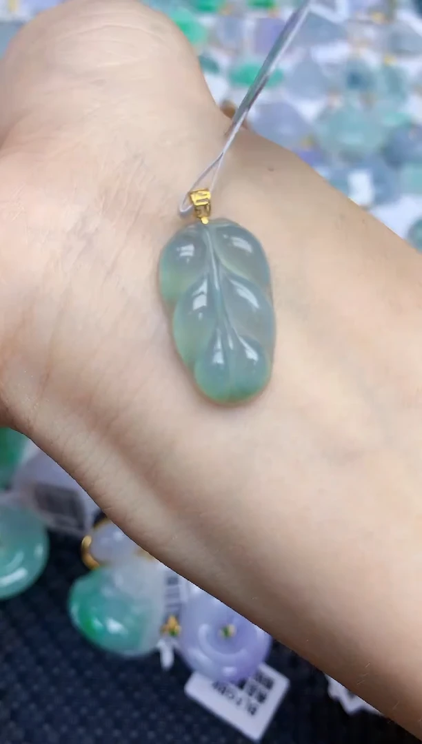 翡翠18K金镶嵌颈饰596   天然翡翠A货