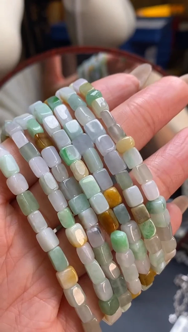 颈饰未镶嵌翡翠净货多样性发其一10790