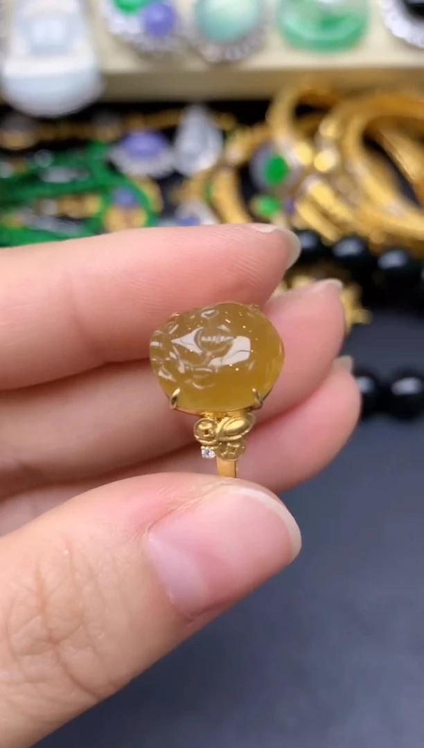 18K金镶嵌戒指翡翠278-雪姐翡翠天天见