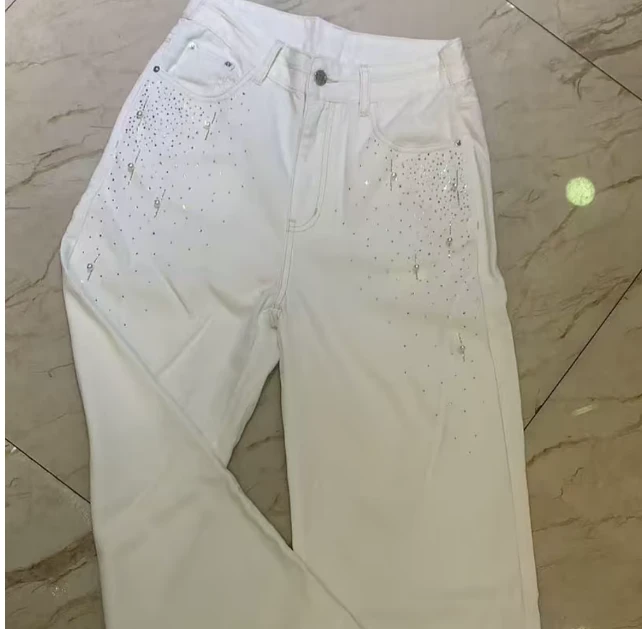 白雪公主」嵌入式提花纯手工钉珠小白牛仔裤