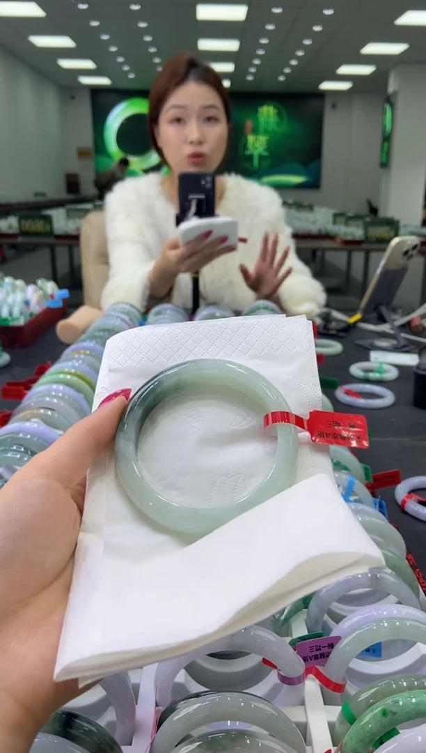 未镶嵌手镯翡翠0059069