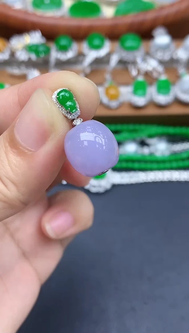 颈饰18K金镶嵌翡翠404-中国好珍宝