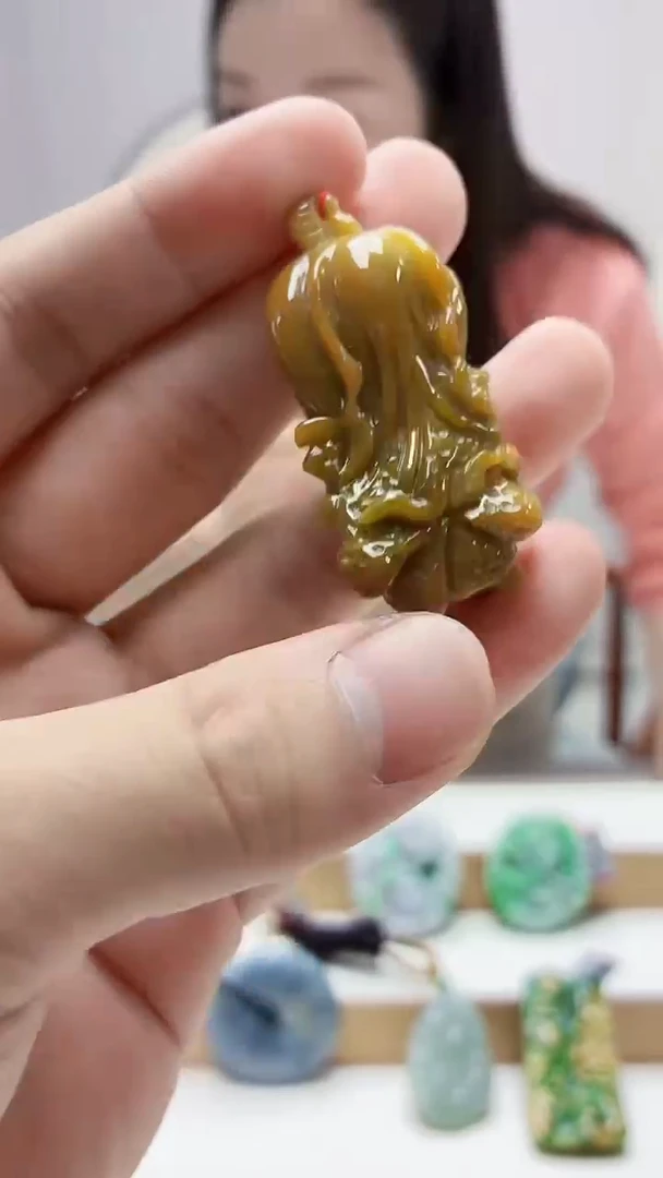 未镶嵌定制翡翠4852bb-毛货挂件39