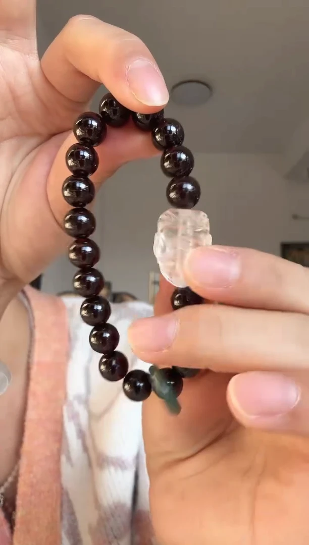 【闪购商品】水晶手串未镶嵌石榴石手串