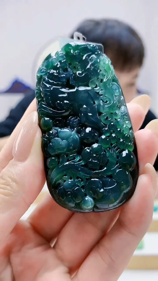 未镶嵌定制翡翠4868MM-毛货挂件73