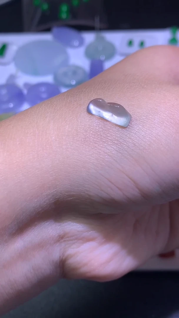 未镶嵌定制翡翠毛货