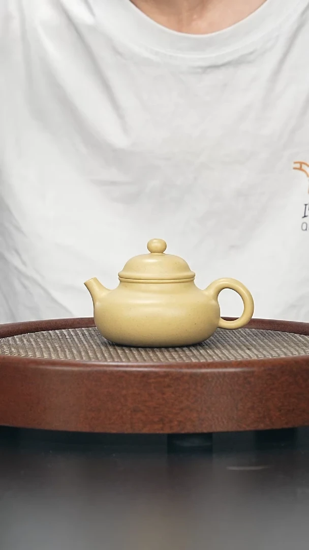 茶壶紫砂大容天-梨皮本绿-全手工微微瑕