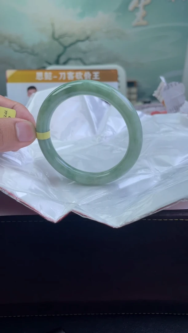 翡翠手镯未镶嵌5翡翠手镯