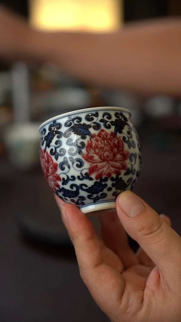 61号景德镇全手工手绘青花釉里红龙蛋杯