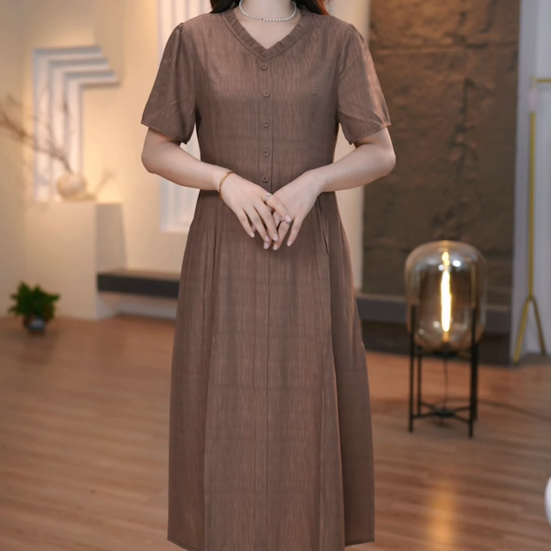 2025夏季新款加肥加大碎花连衣裙大码女装显瘦遮肉减龄妈妈装