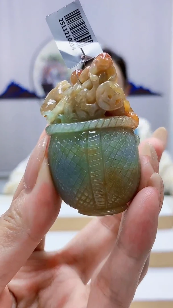 未镶嵌定制翡翠5160MM-毛货挂件12